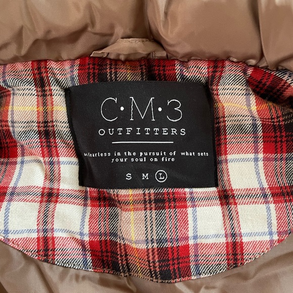 C•M•3 Women’s vest jacket with fleece lined hood. Sz L EUC zips snaps pockets - Picture 3 of 11